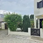 Ambrosia Townhouse By Staycom